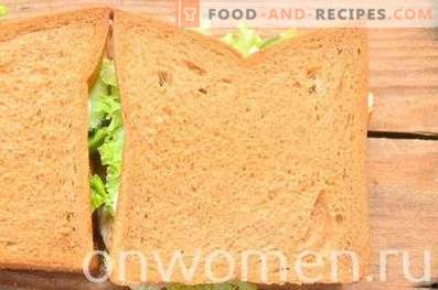 Сендвич со 'рж леб, гради и краставици
