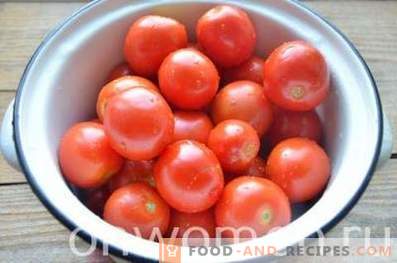 Измирени домати за зима
