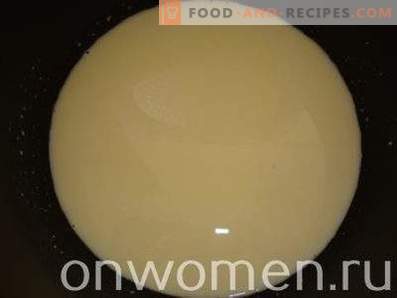 Ориз каша на млеко во бавен шпорет