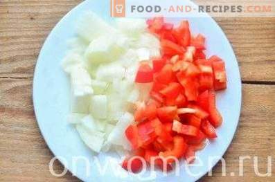 зеленчук задушени во домат во рерна