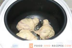 Пилешки пружини печени во бавен шпорет