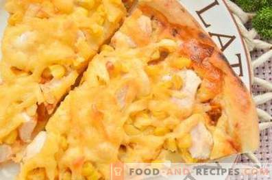 Пица со пилешко и пченка на тесто од квасец
