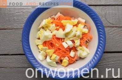 Пилешка, сливна и корејска салата од морков