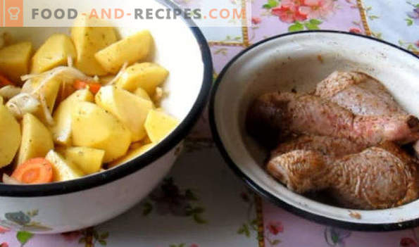 Пилешки нозе, печени со компири во рерна, под крцкава кора, во ракав, фолија, со сирење